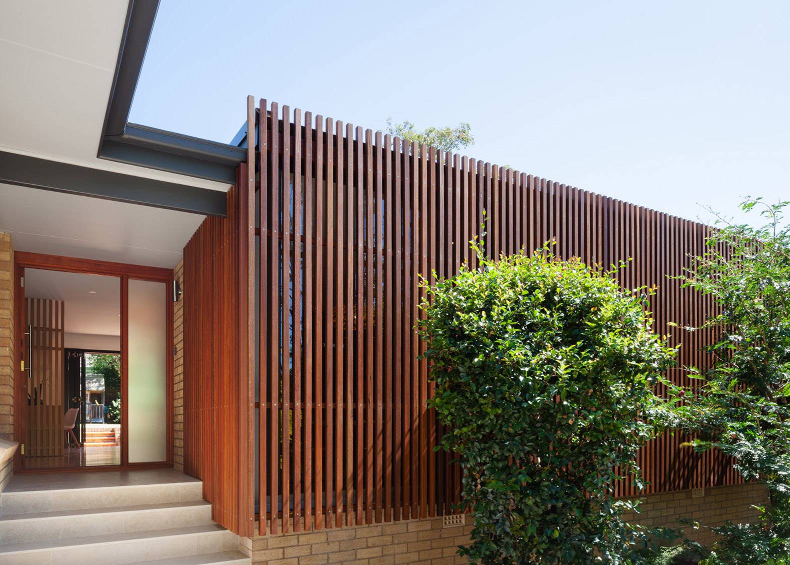 Vật liệu gỗ nên sử dụng thi công trong thiết kế nhà ở hay không?
